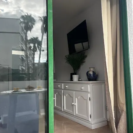 Apartment And Yumbo Cozy