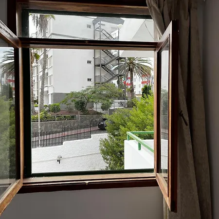 Lägenhet And Yumbo Cozy